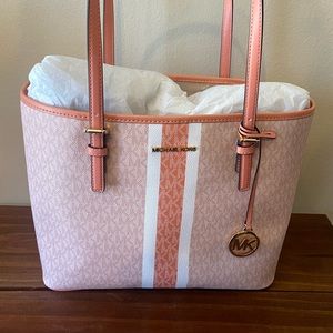 Michael Kors Gilly Tote Bag Pink Monogram - NWT